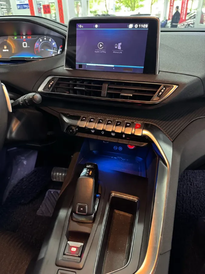 2017 Peugeot 5008 1.6T 167HP L4 6AT,autocango,china used car exporter,china ev exporter,chinese used car exporter,chinese used ev exporter