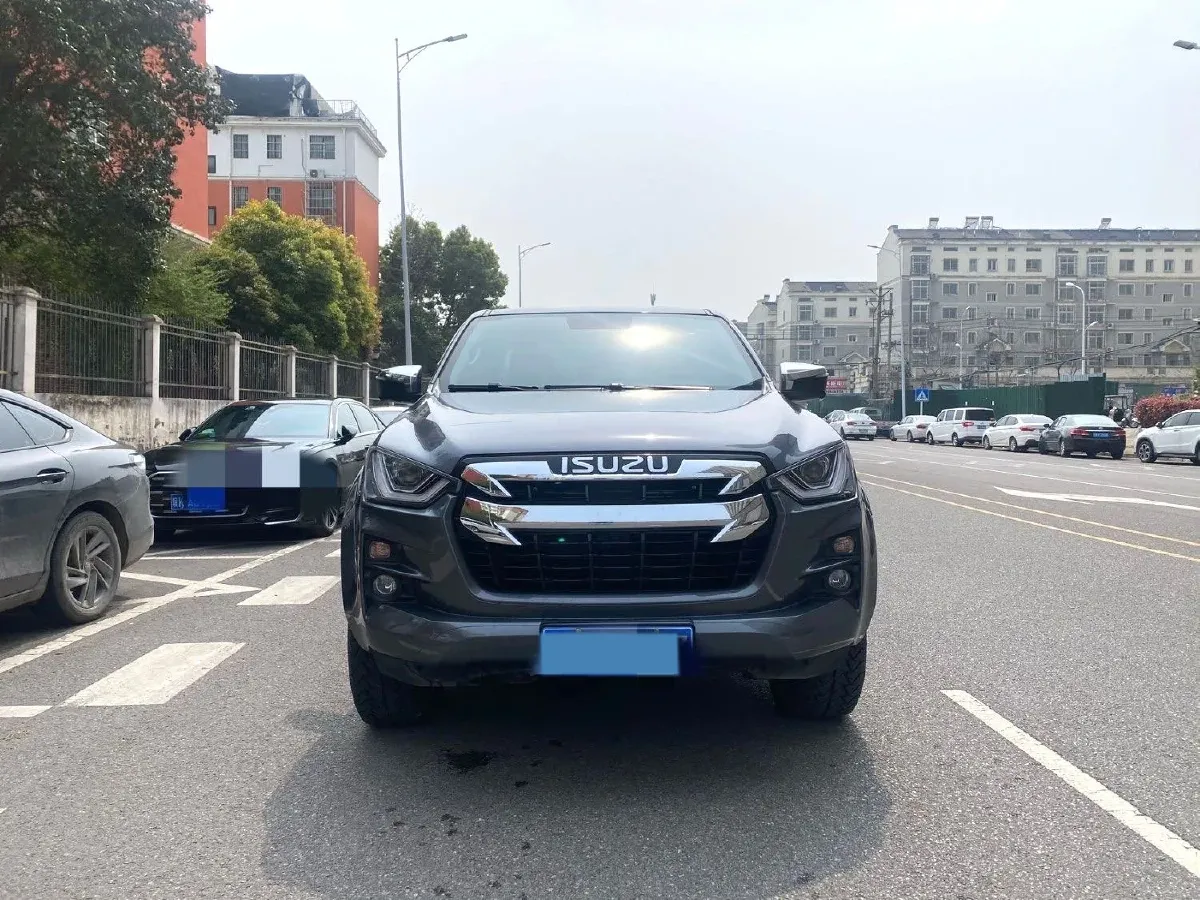 2021 Isuzu D-MAX 1.9T 163HP L4 6AT,autocango,china used car exporter,china ev exporter,chinese used car exporter,chinese used ev exporter