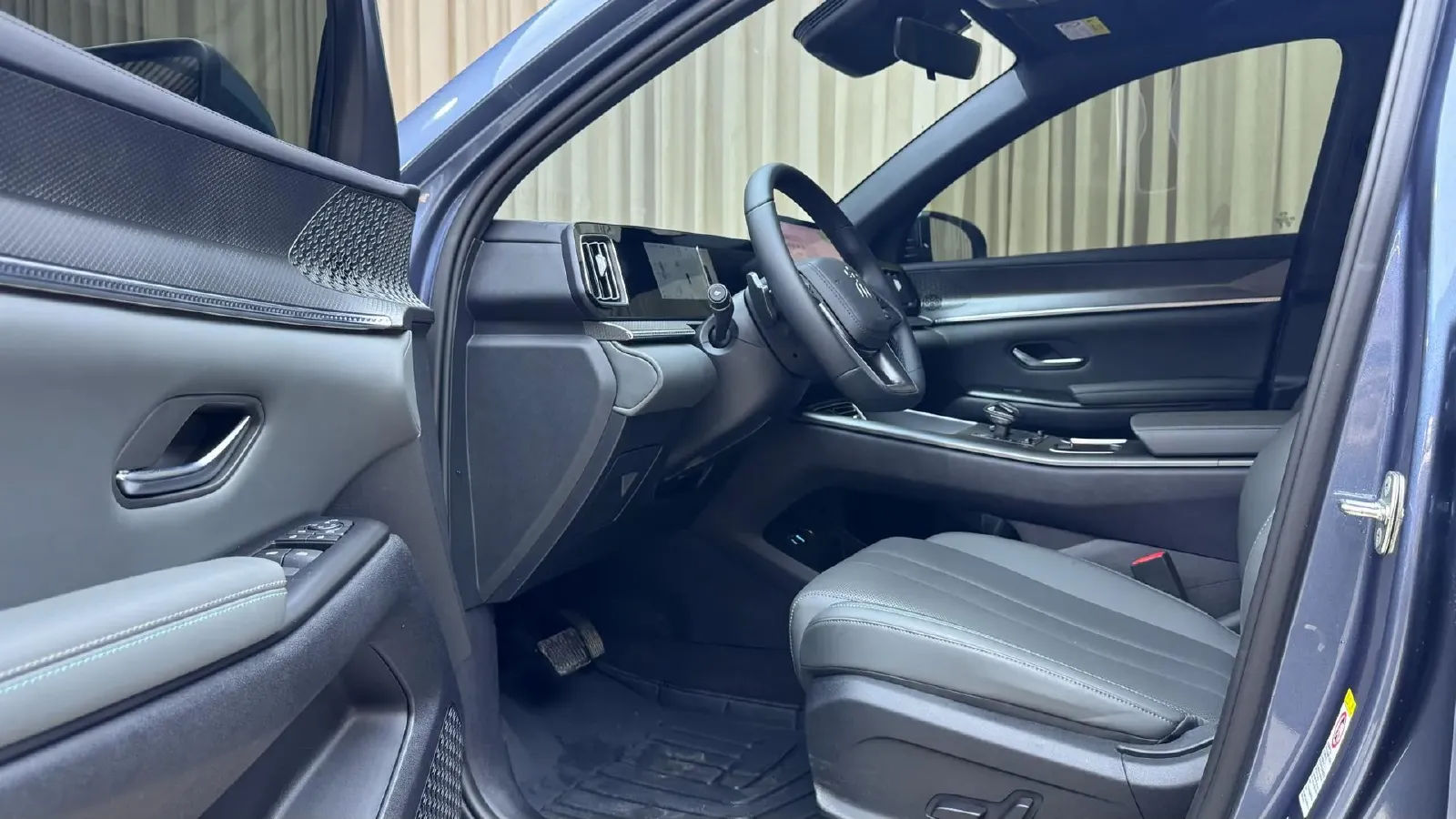 2025 BYD Song Pro 1.5L 101HP L4 E-CVT PHEV 12.9KWH,autocango,china used car exporter,china ev exporter,chinese used car exporter,chinese used ev exporter