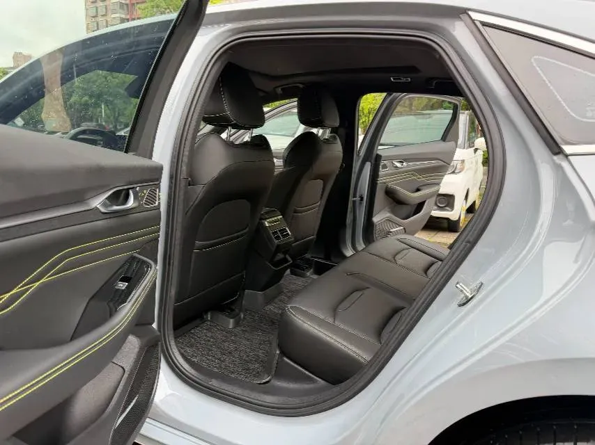 2023 Geely Preface 1.5T 181HP L4 7DCT,autocango,china used car exporter,china ev exporter,chinese used car exporter,chinese used ev exporter