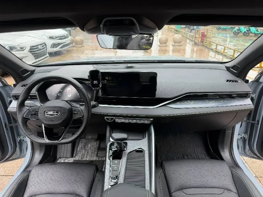 2023 Geely Preface 1.5T 181HP L4 7DCT,autocango,china used car exporter,china ev exporter,chinese used car exporter,chinese used ev exporter