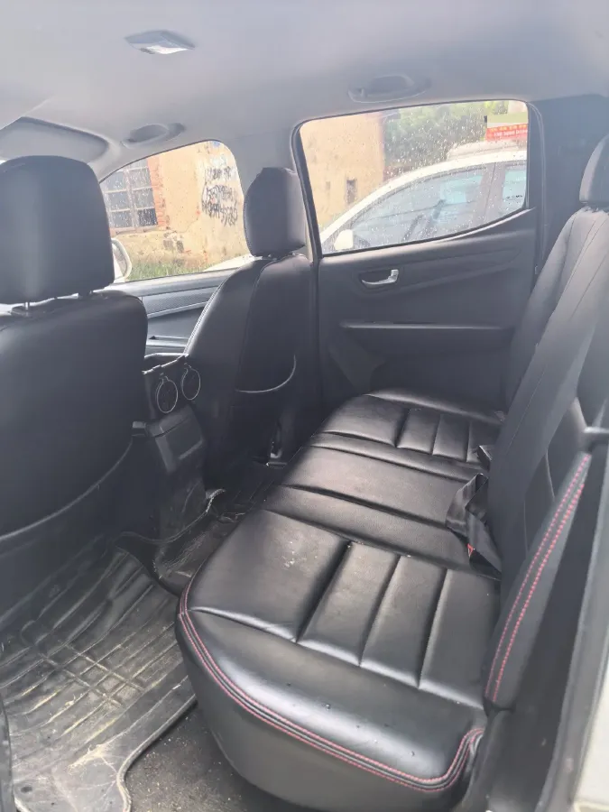 2020 Isuzu Jim 2.8T 120HP L4 5MT,autocango,china used car exporter,china ev exporter,chinese used car exporter,chinese used ev exporter