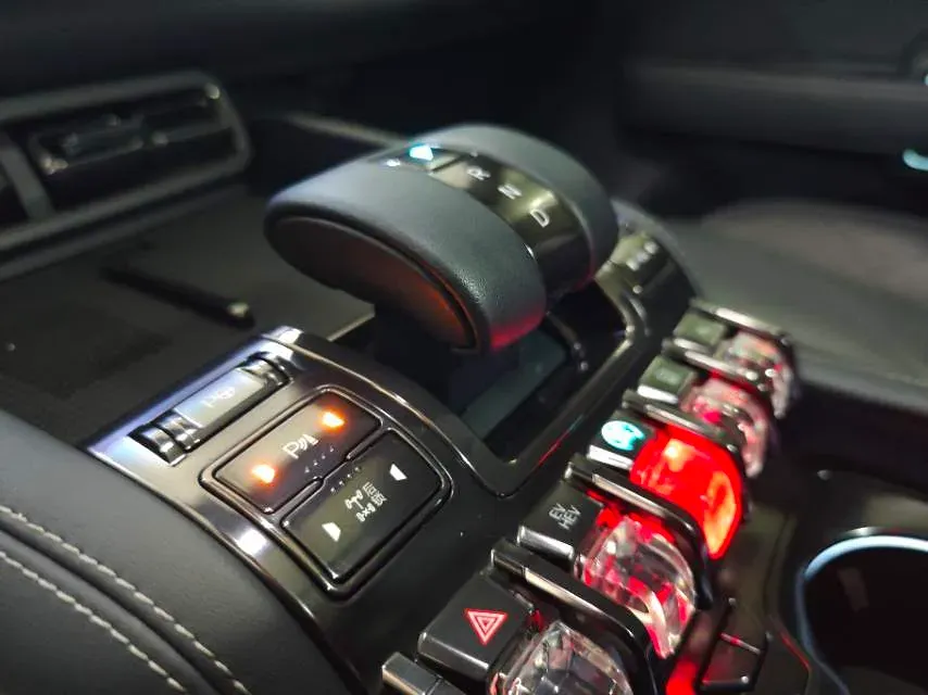 2023 FangChengBao Bao 5 1.5T 194HP L4 E-CVT PHEV 31.8KWH,autocango,china used car exporter,china ev exporter,chinese used car exporter,chinese used ev exporter