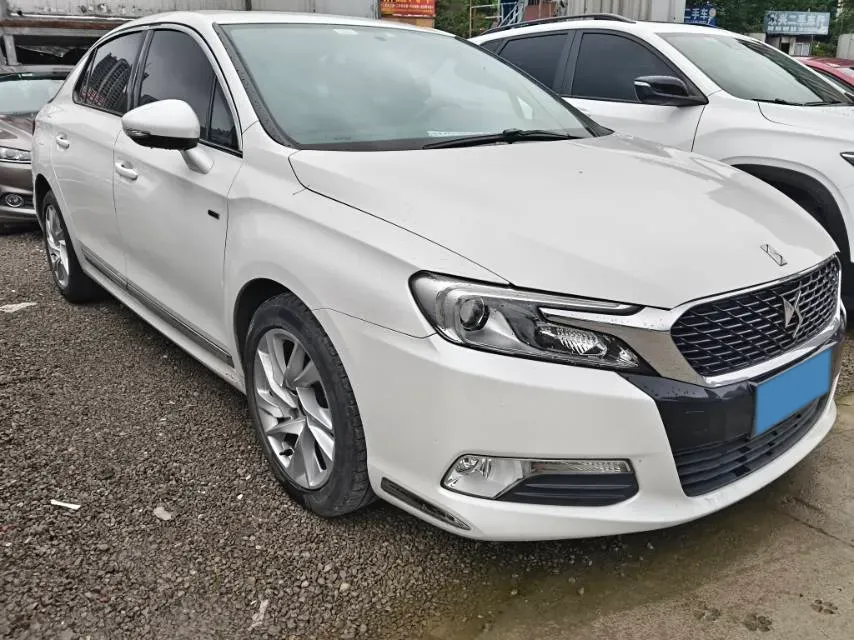 2016 DS 5LS 1.6T 167HP L4 6AT,autocango,china used car exporter,china ev exporter,chinese used car exporter,chinese used ev exporter