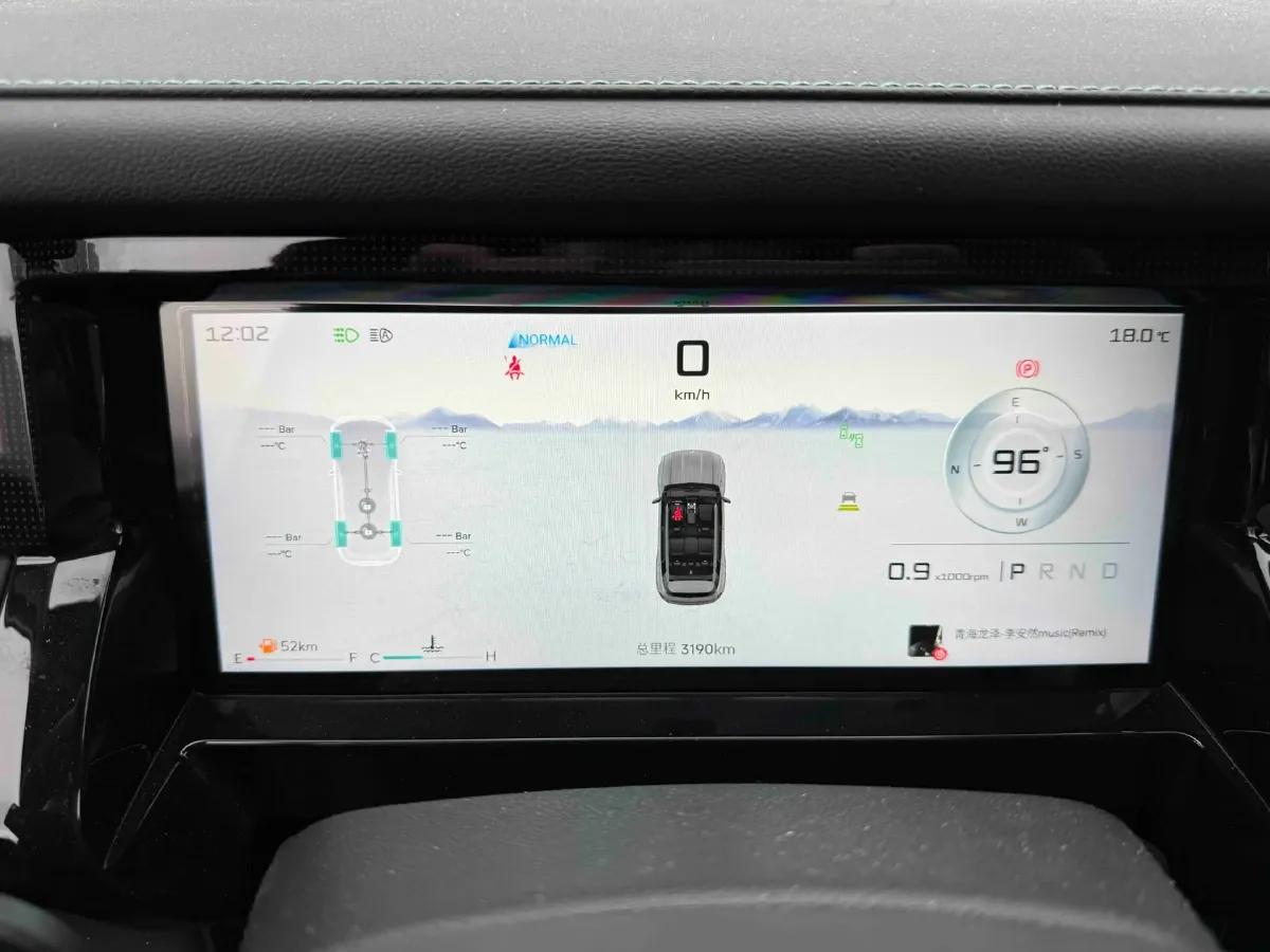 2025 Jetour Traveller 2.0T 254HP L4 7DCT,autocango,china used car exporter,china ev exporter,chinese used car exporter,chinese used ev exporter