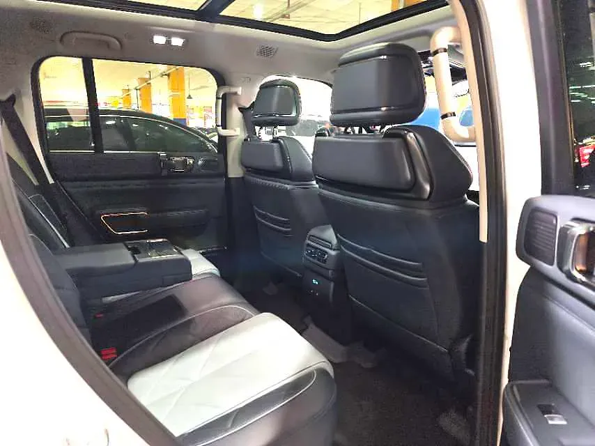 2023 FangChengBao Bao 5 1.5T 194HP L4 E-CVT PHEV 31.8KWH,autocango,china used car exporter,china ev exporter,chinese used car exporter,chinese used ev exporter