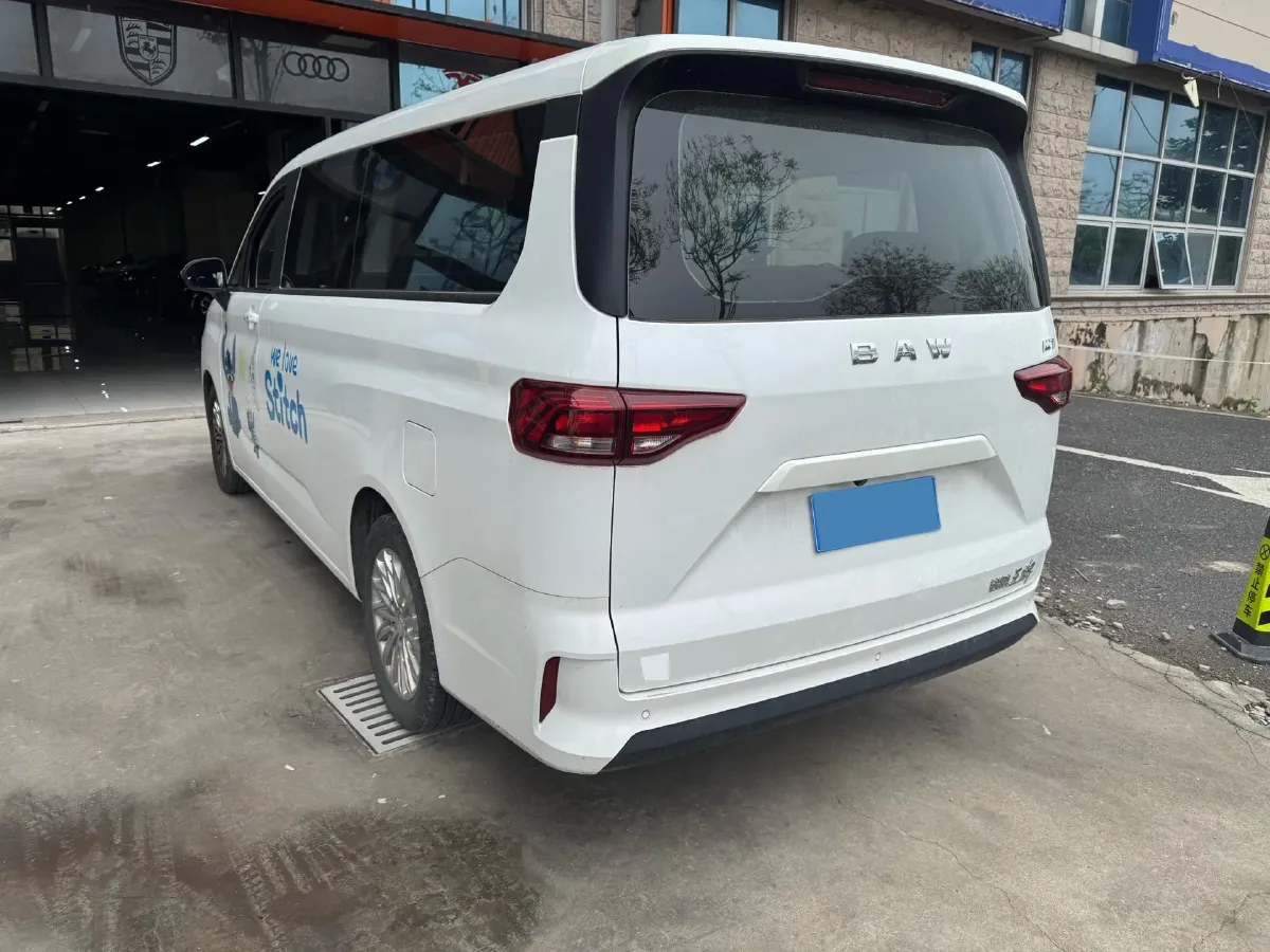 2023 BAW RuiSheng Trump M7 2.0L 144HP L4 8AT,autocango,china used car exporter,china ev exporter,chinese used car exporter,chinese used ev exporter
