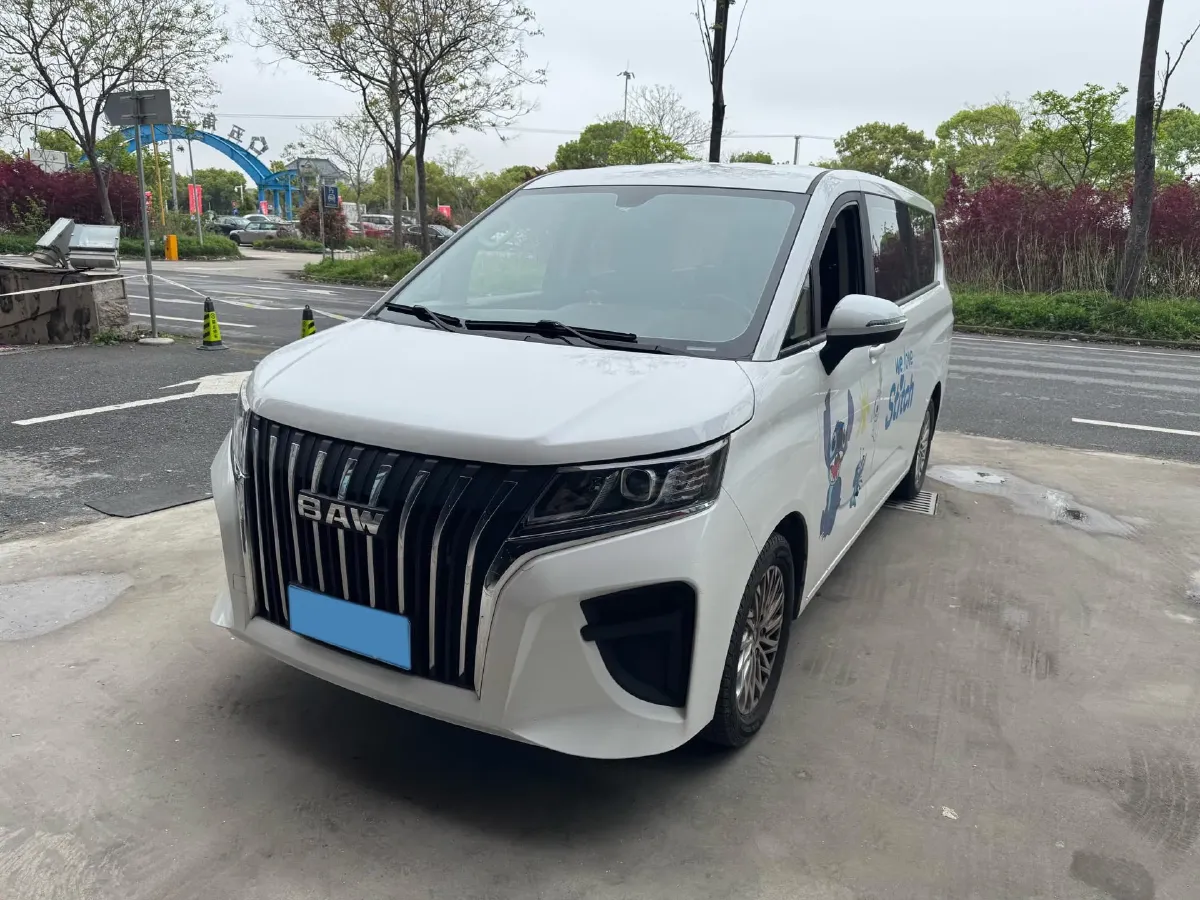2023 BAW RuiSheng Trump M7 2.0L 144HP L4 8AT,autocango,china used car exporter,china ev exporter,chinese used car exporter,chinese used ev exporter