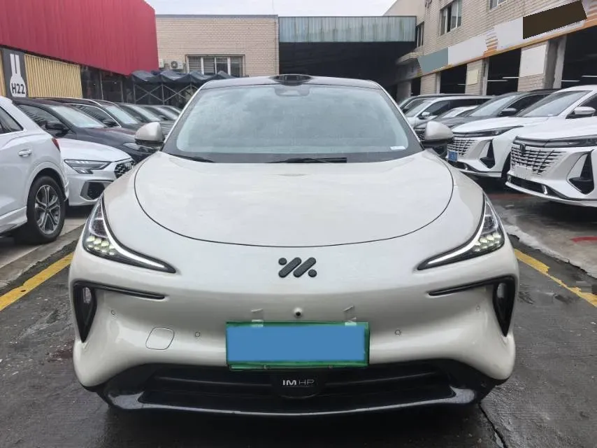 2023 IM LS6 BEV 71KWH,autocango,china used car exporter,china ev exporter,chinese used car exporter,chinese used ev exporter