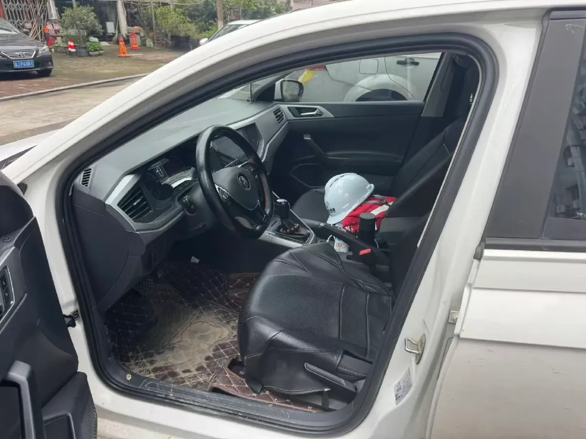 2019 Volkswagen Polo 1.5L 113HP L4 6AT,autocango,china used car exporter,china ev exporter,chinese used car exporter,chinese used ev exporter