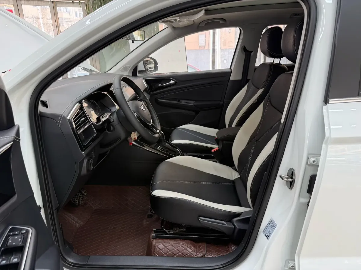 2021 Jetta VS7 1.4T 150HP L4 6AT,autocango,china used car exporter,china ev exporter,chinese used car exporter,chinese used ev exporter