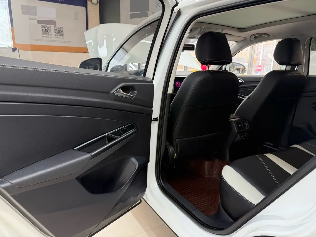 2021 Jetta VS7 1.4T 150HP L4 6AT,autocango,china used car exporter,china ev exporter,chinese used car exporter,chinese used ev exporter