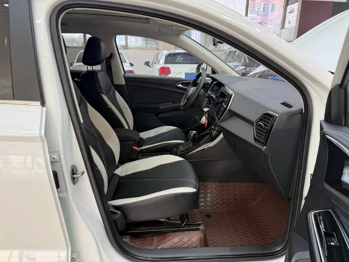 2021 Jetta VS7 1.4T 150HP L4 6AT,autocango,china used car exporter,china ev exporter,chinese used car exporter,chinese used ev exporter