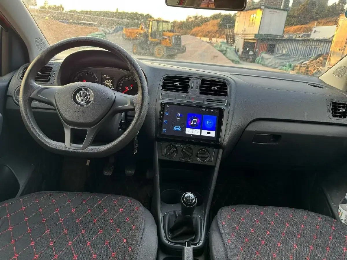 2016 Volkswagen Polo 1.4L 90HP L4 5MT,autocango,china used car exporter,china ev exporter,chinese used car exporter,chinese used ev exporter