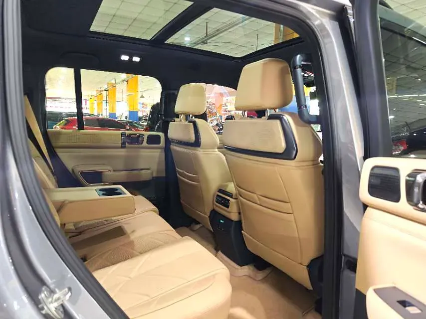 2023 FangChengBao Bao 5 1.5T 194HP L4 E-CVT PHEV 31.8KWH,autocango,china used car exporter,china ev exporter,chinese used car exporter,chinese used ev exporter