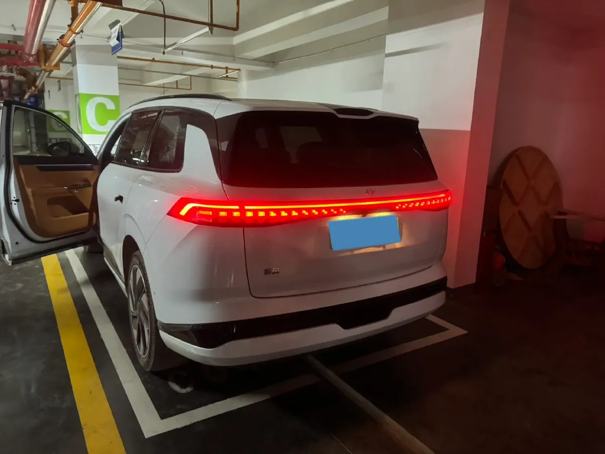 2025 DongFeng eπ eπ008 BEV 82.28KWH,autocango,china used car exporter,china ev exporter,chinese used car exporter,chinese used ev exporter