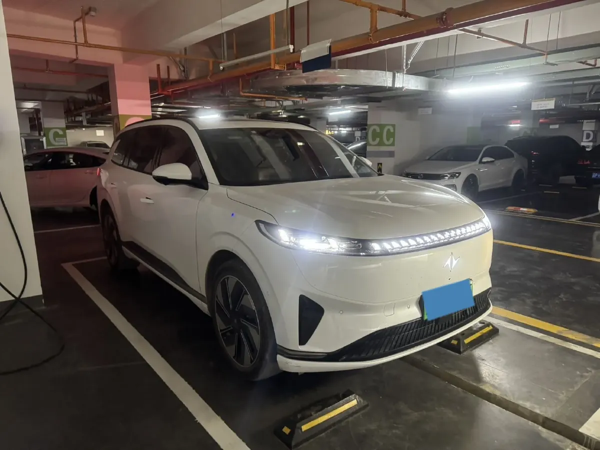 2025 DongFeng eπ eπ008 BEV 82.28KWH,autocango,china used car exporter,china ev exporter,chinese used car exporter,chinese used ev exporter