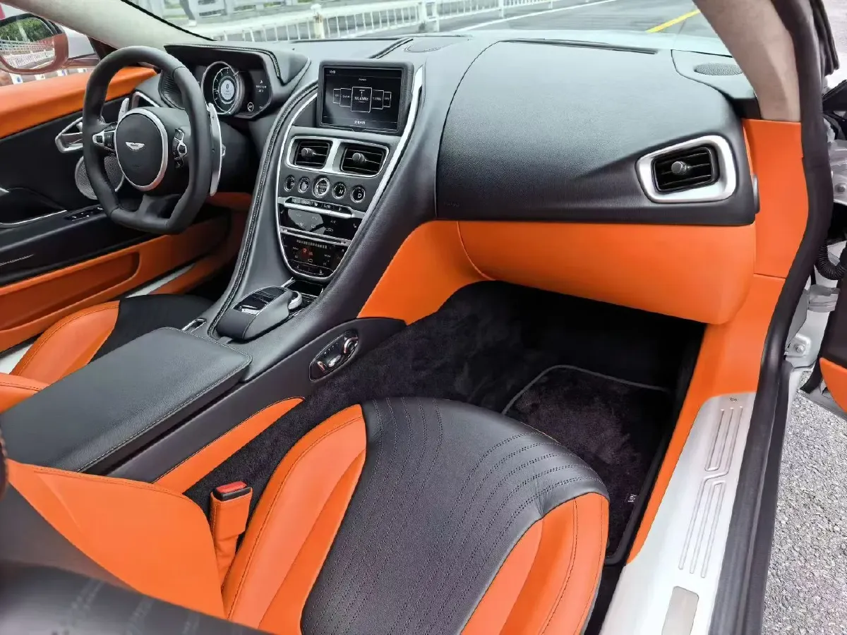 2019 Aston Martin DB11 4.0T 510HP V8 8AT,autocango,china used car exporter,china ev exporter,chinese used car exporter,chinese used ev exporter