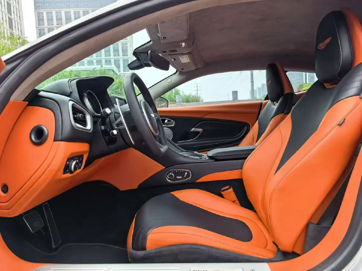 2019 Aston Martin DB11 4.0T 510HP V8 8AT,autocango,china used car exporter,china ev exporter,chinese used car exporter,chinese used ev exporter