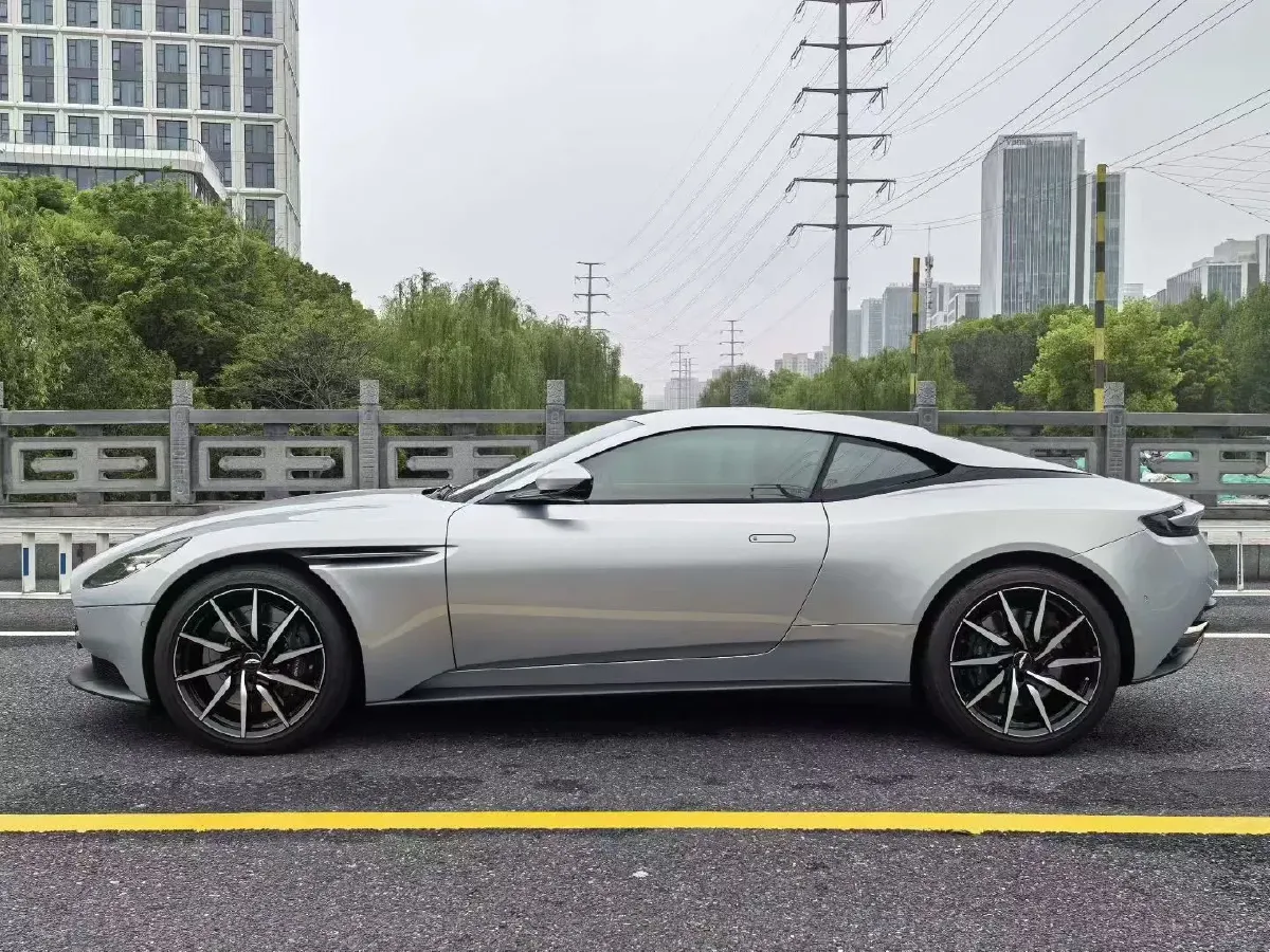 2019 Aston Martin DB11 4.0T 510HP V8 8AT,autocango,china used car exporter,china ev exporter,chinese used car exporter,chinese used ev exporter