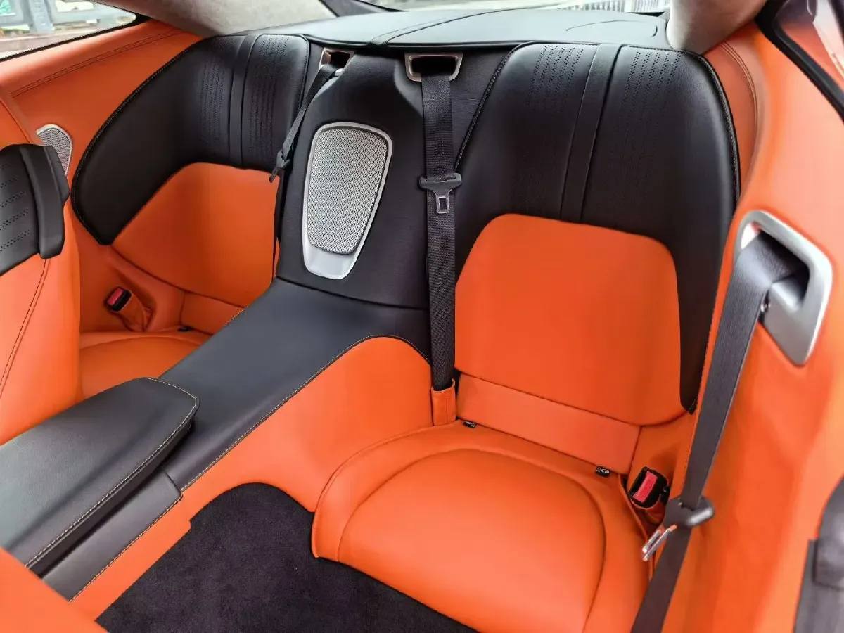 2019 Aston Martin DB11 4.0T 510HP V8 8AT,autocango,china used car exporter,china ev exporter,chinese used car exporter,chinese used ev exporter