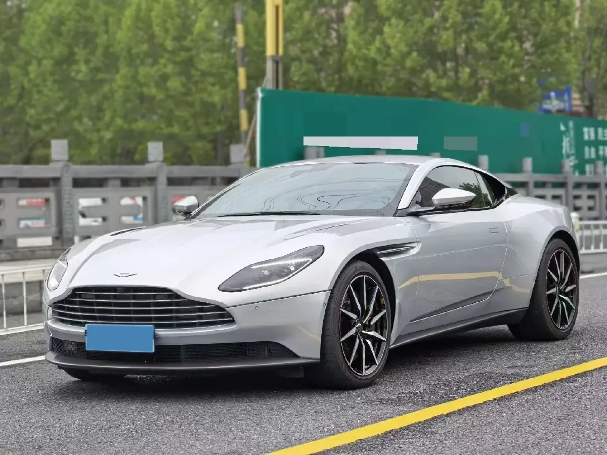 2019 Aston Martin DB11 4.0T 510HP V8 8AT,autocango,china used car exporter,china ev exporter,chinese used car exporter,chinese used ev exporter