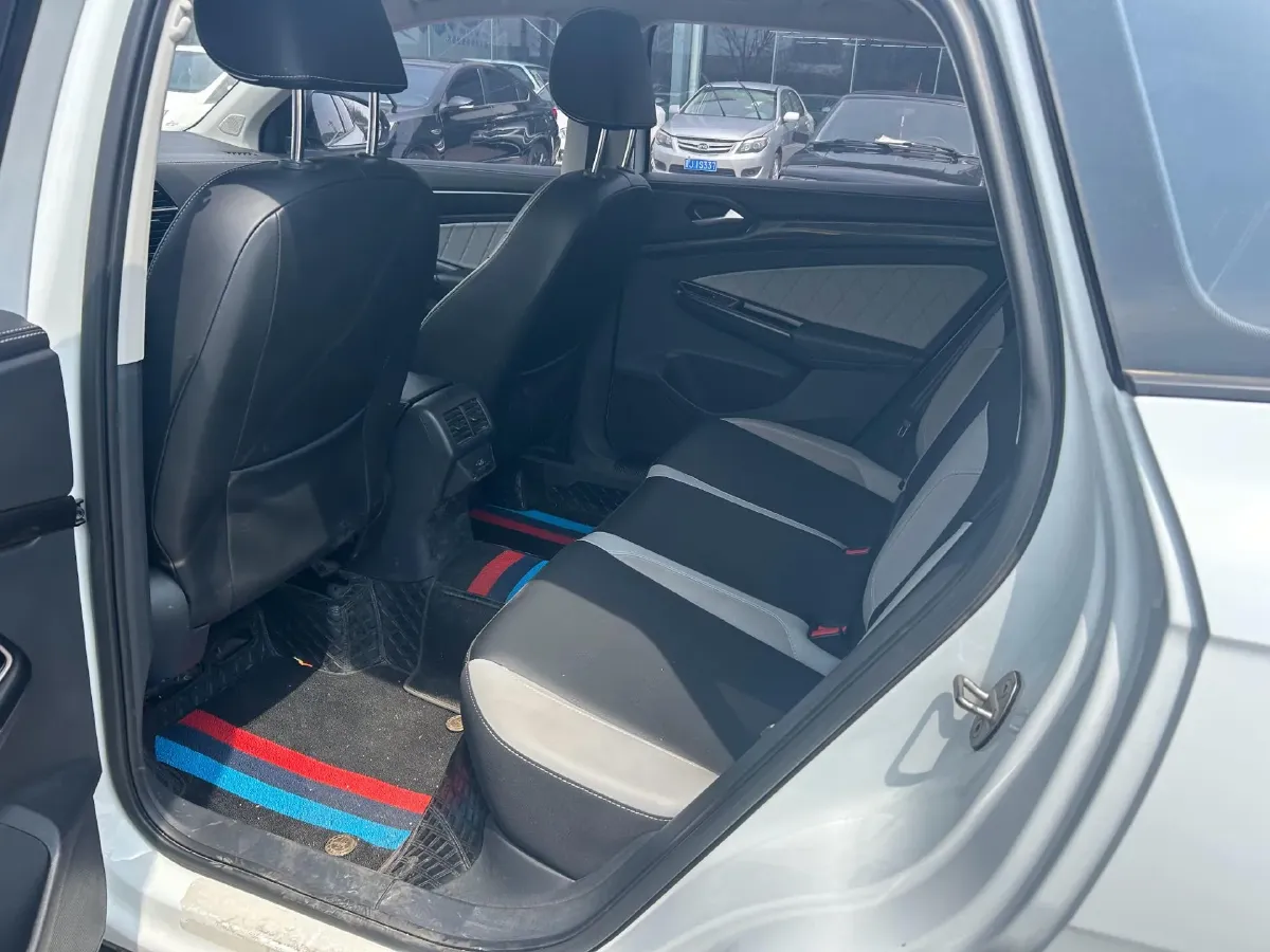 2022 Jetta VS7 1.4T 150HP L4 6AT,autocango,china used car exporter,china ev exporter,chinese used car exporter,chinese used ev exporter