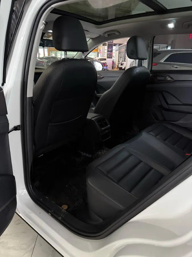 2022 Ford Transit 2.0T 202HP L4 6AT,autocango,china used car exporter,china ev exporter,chinese used car exporter,chinese used ev exporter