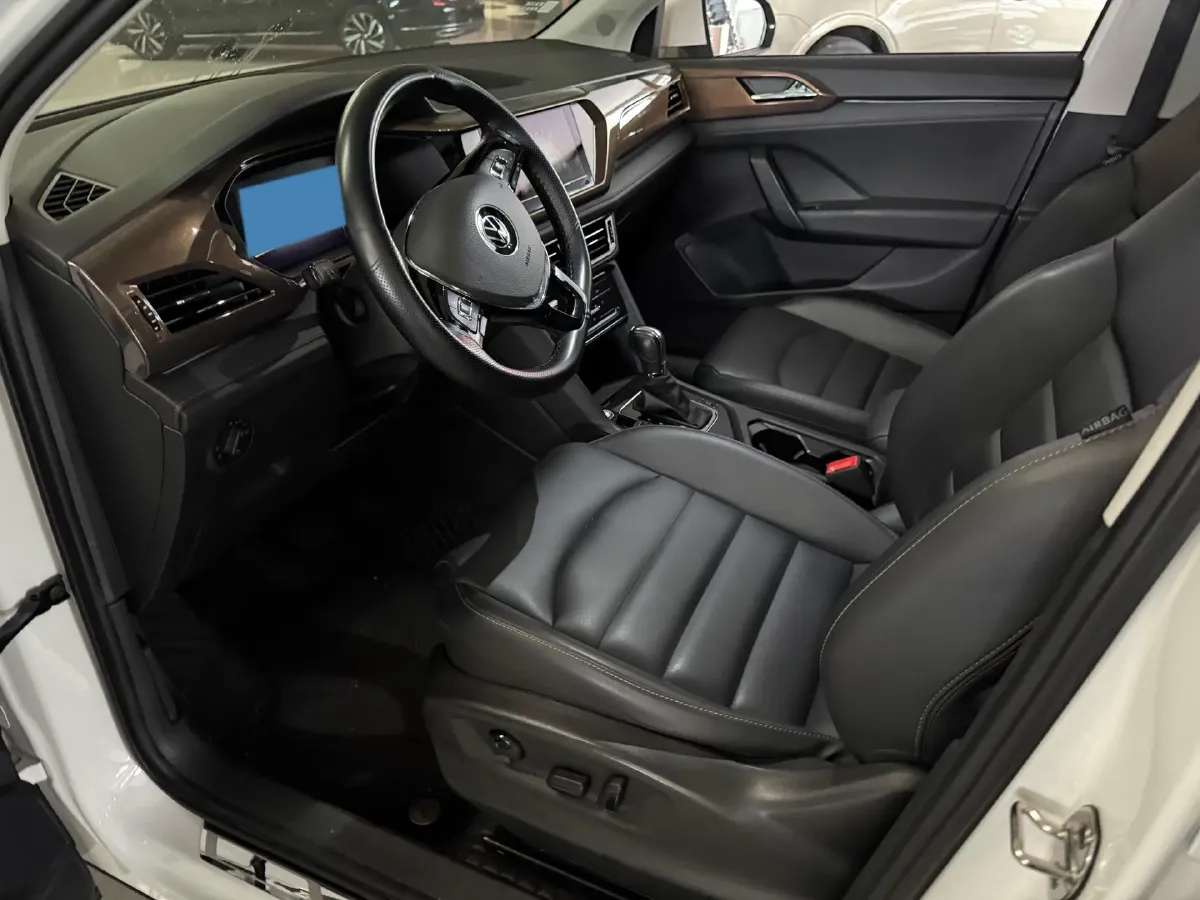 2022 Ford Transit 2.0T 202HP L4 6AT,autocango,china used car exporter,china ev exporter,chinese used car exporter,chinese used ev exporter