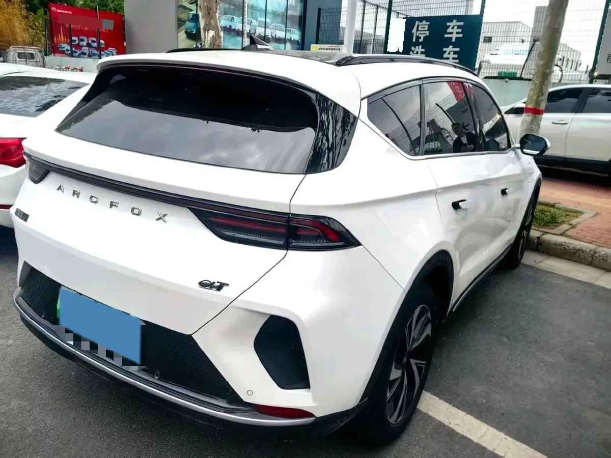 2023 ARCFOX αT BEV,autocango,china used car exporter,china ev exporter,chinese used car exporter,chinese used ev exporter