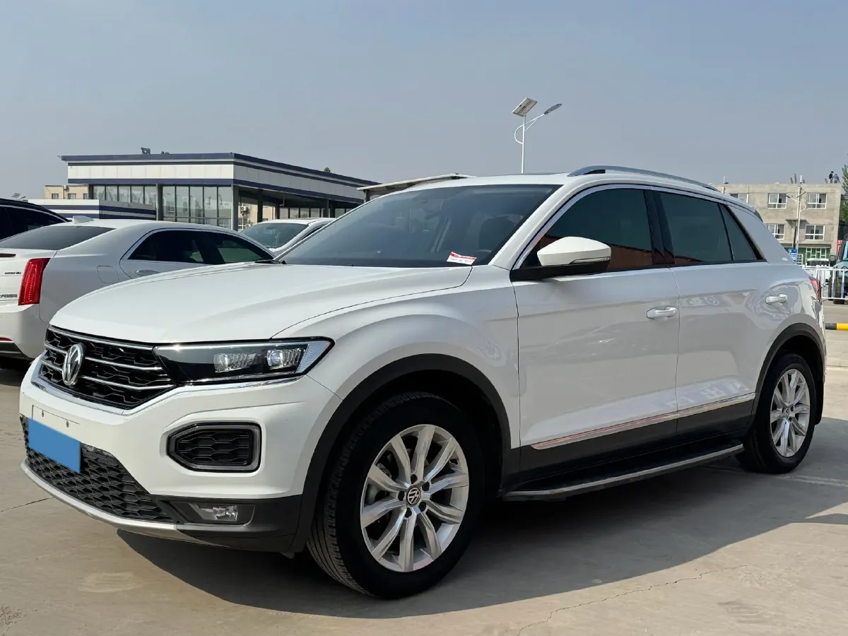 2019 Volkswagen T-Roc 1.4T 131HP L4 7DCT,autocango,china used car exporter,china ev exporter,chinese used car exporter,chinese used ev exporter