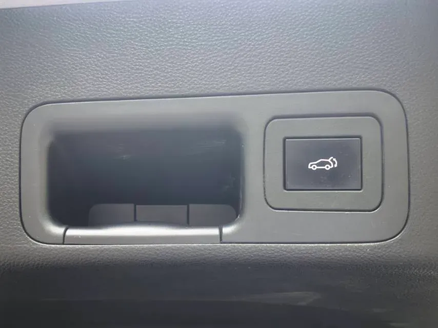 2022 GAC Trumpchi GS4 Plus 1.5T 169HP L4 6AT,autocango,china used car exporter,china ev exporter,chinese used car exporter,chinese used ev exporter