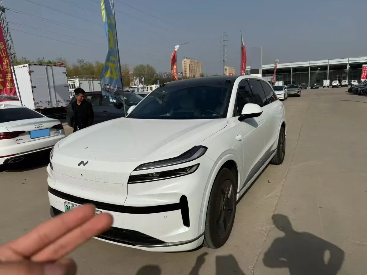 2025 ONVO L90 BEV,autocango,china used car exporter,china ev exporter,chinese used car exporter,chinese used ev exporter