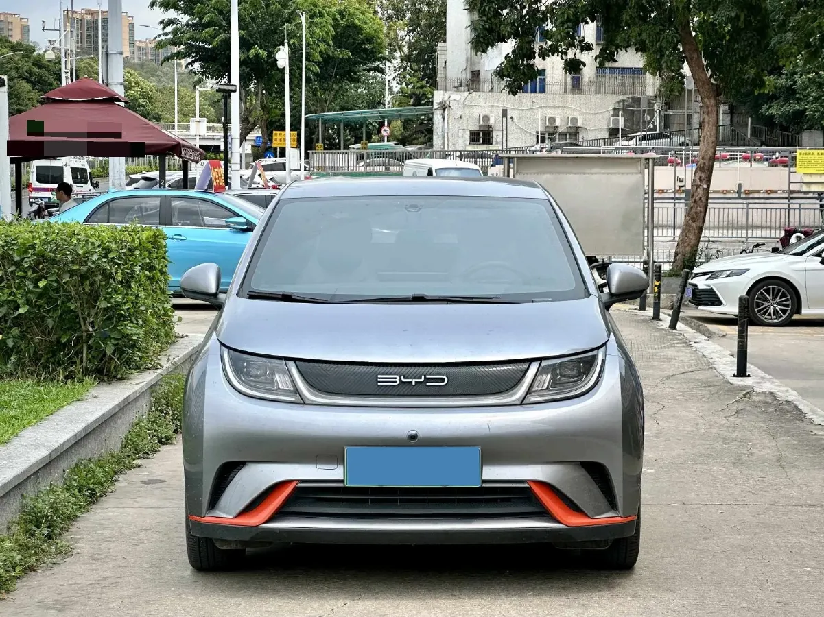 2021 Ford Escort 1.5L 122HP L3 6AT,autocango,china used car exporter,china ev exporter,chinese used car exporter,chinese used ev exporter