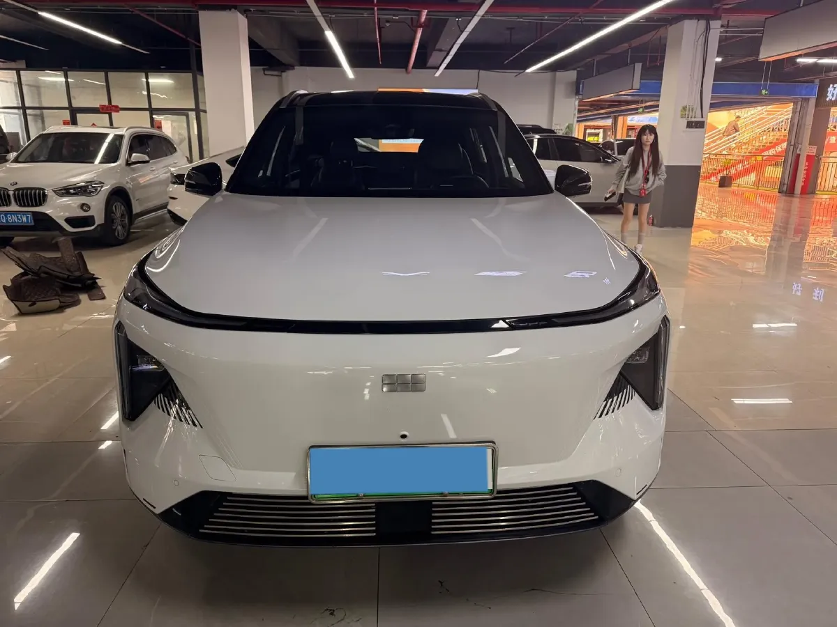 2023 Geely Galaxy L7 1.5T 163HP L4 3DHT PHEV 18.7KWH,autocango,china used car exporter,china ev exporter,chinese used car exporter,chinese used ev exporter