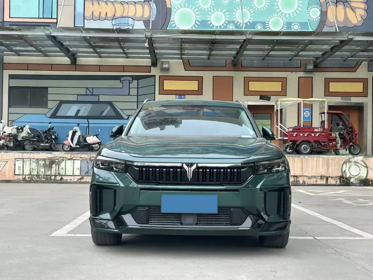 2024 Voyah FREE 1.5T 150HP L4 REEV 39.2KWH,autocango,china used car exporter,china ev exporter,chinese used car exporter,chinese used ev exporter