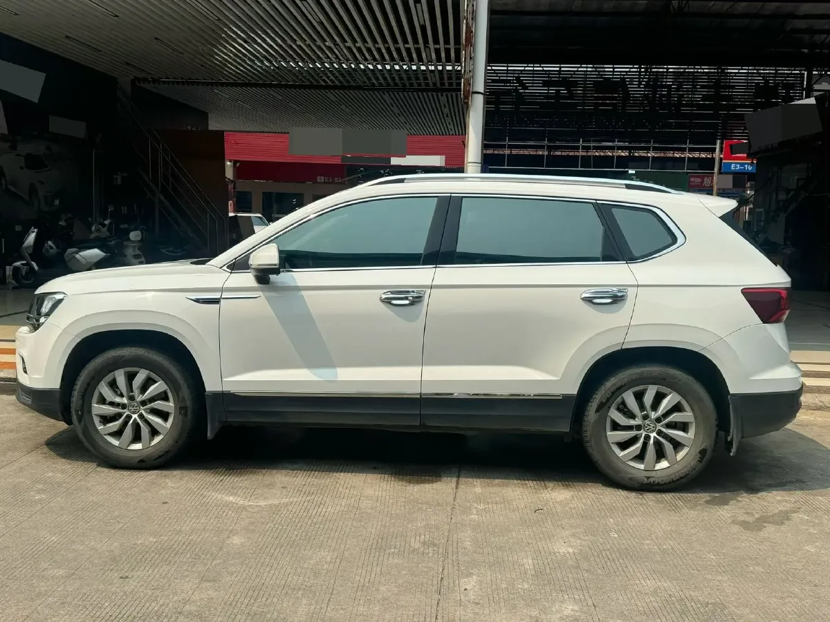 2019 Jeep Compass 1.4T 165HP L4 7DCT,autocango,china used car exporter,china ev exporter,chinese used car exporter,chinese used ev exporter