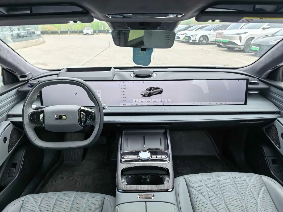 2025 Geely Galaxy E8 BEV 76KWH,autocango,china used car exporter,china ev exporter,chinese used car exporter,chinese used ev exporter