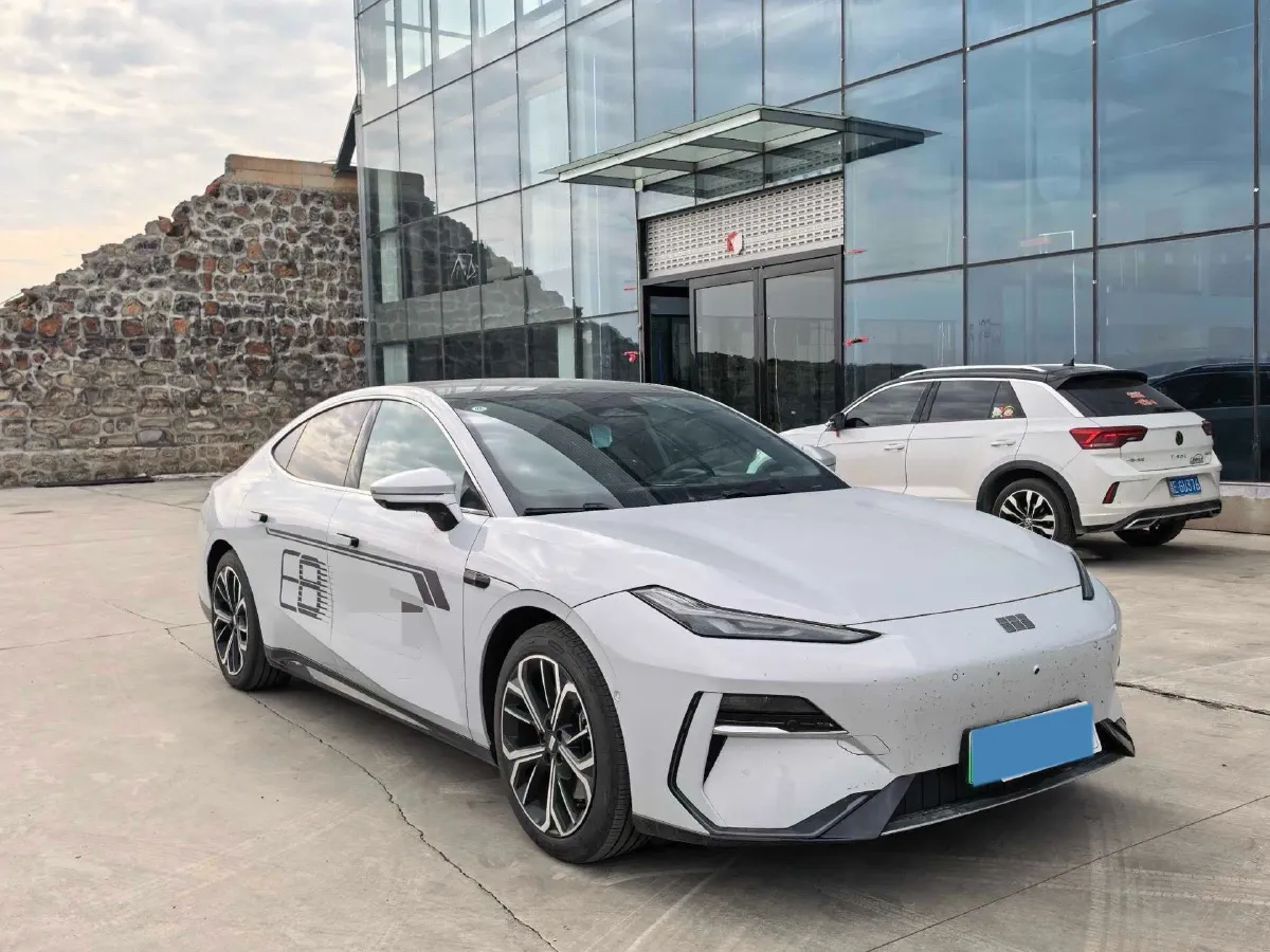 2025 Geely Galaxy E8 BEV 76KWH,autocango,china used car exporter,china ev exporter,chinese used car exporter,chinese used ev exporter