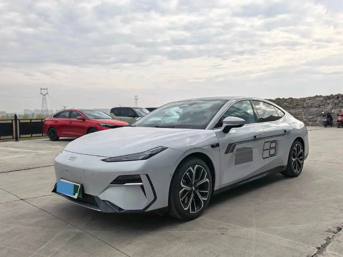 2025 Geely Galaxy E8 BEV 76KWH,autocango,china used car exporter,china ev exporter,chinese used car exporter,chinese used ev exporter