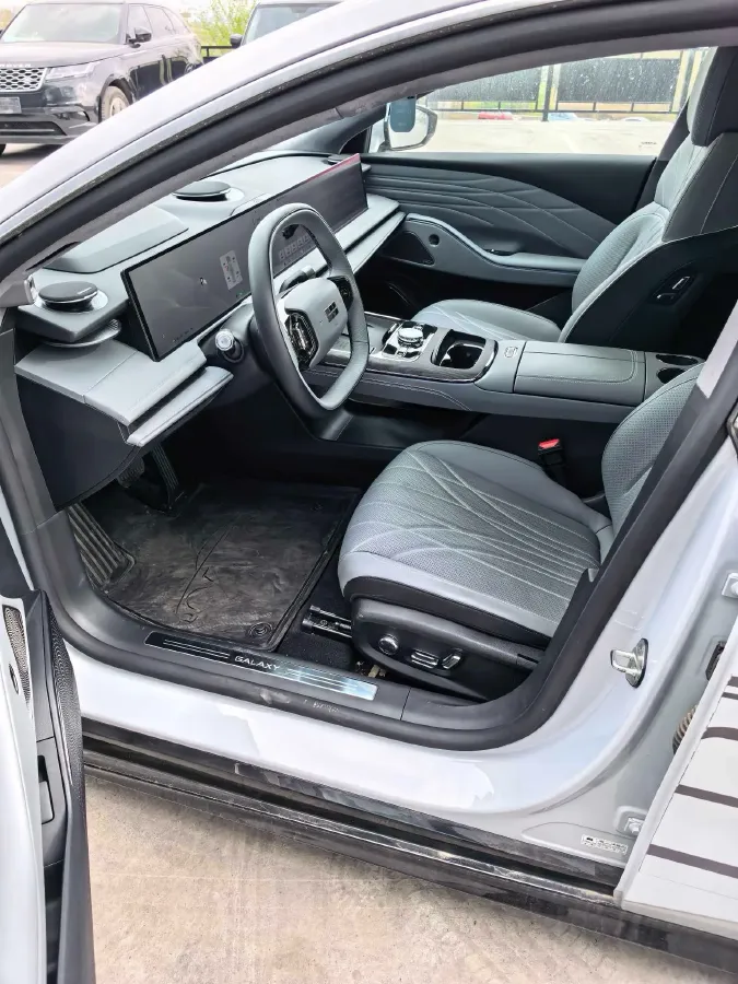 2025 Geely Galaxy E8 BEV 76KWH,autocango,china used car exporter,china ev exporter,chinese used car exporter,chinese used ev exporter