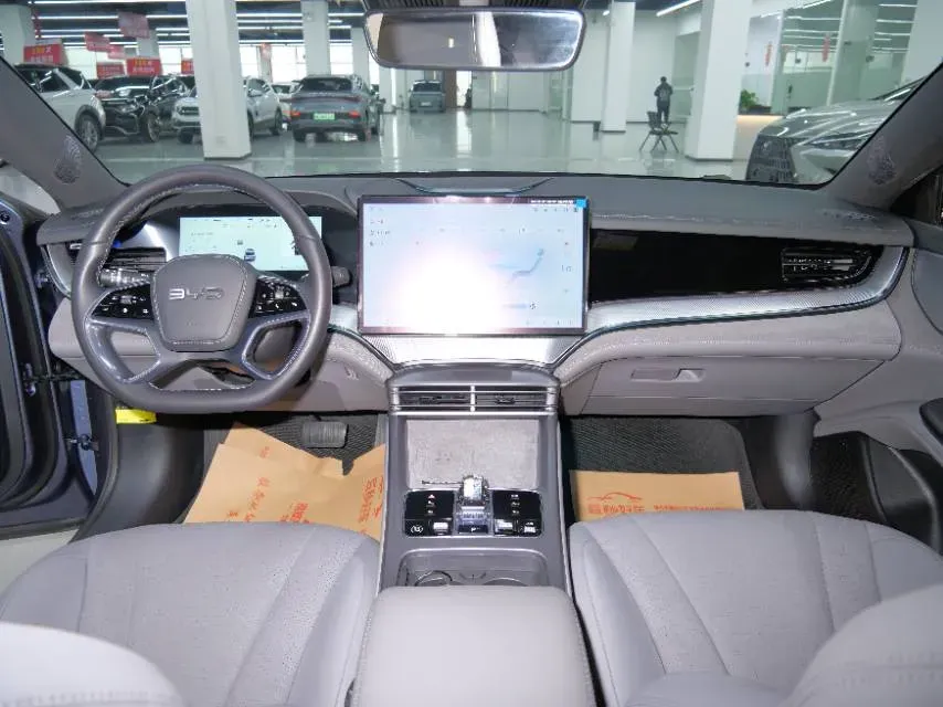 2025 BYD Seal07 DM-i 1.5L 101HP L4 E-CVT PHEV 17.6KWH,autocango,china used car exporter,china ev exporter,chinese used car exporter,chinese used ev exporter