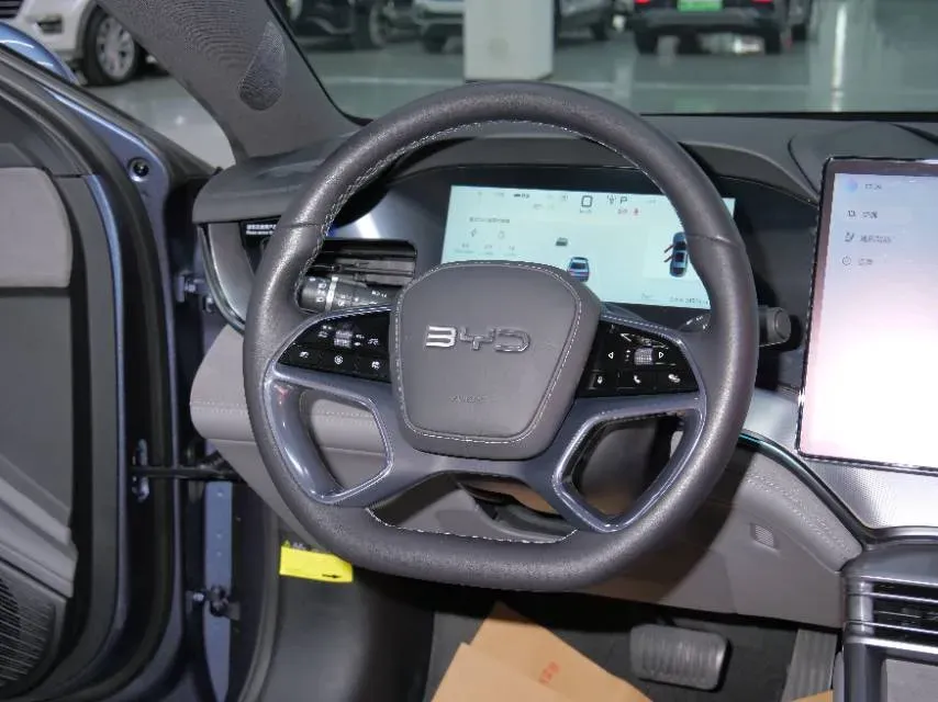 2025 BYD Seal07 DM-i 1.5L 101HP L4 E-CVT PHEV 17.6KWH,autocango,china used car exporter,china ev exporter,chinese used car exporter,chinese used ev exporter