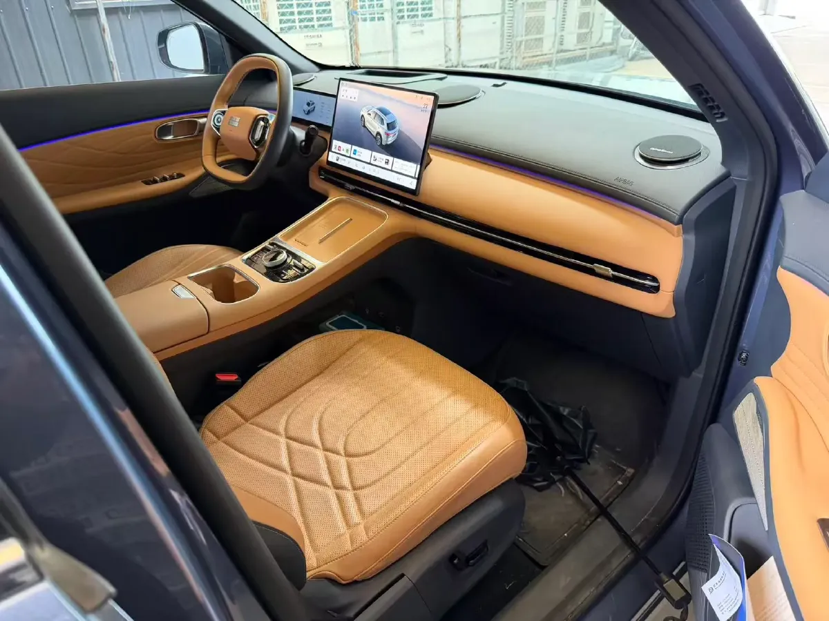 2025 Geely Galaxy L7 1.5L 112HP L4 1DHT PHEV 18.4KWH,autocango,china used car exporter,china ev exporter,chinese used car exporter,chinese used ev exporter