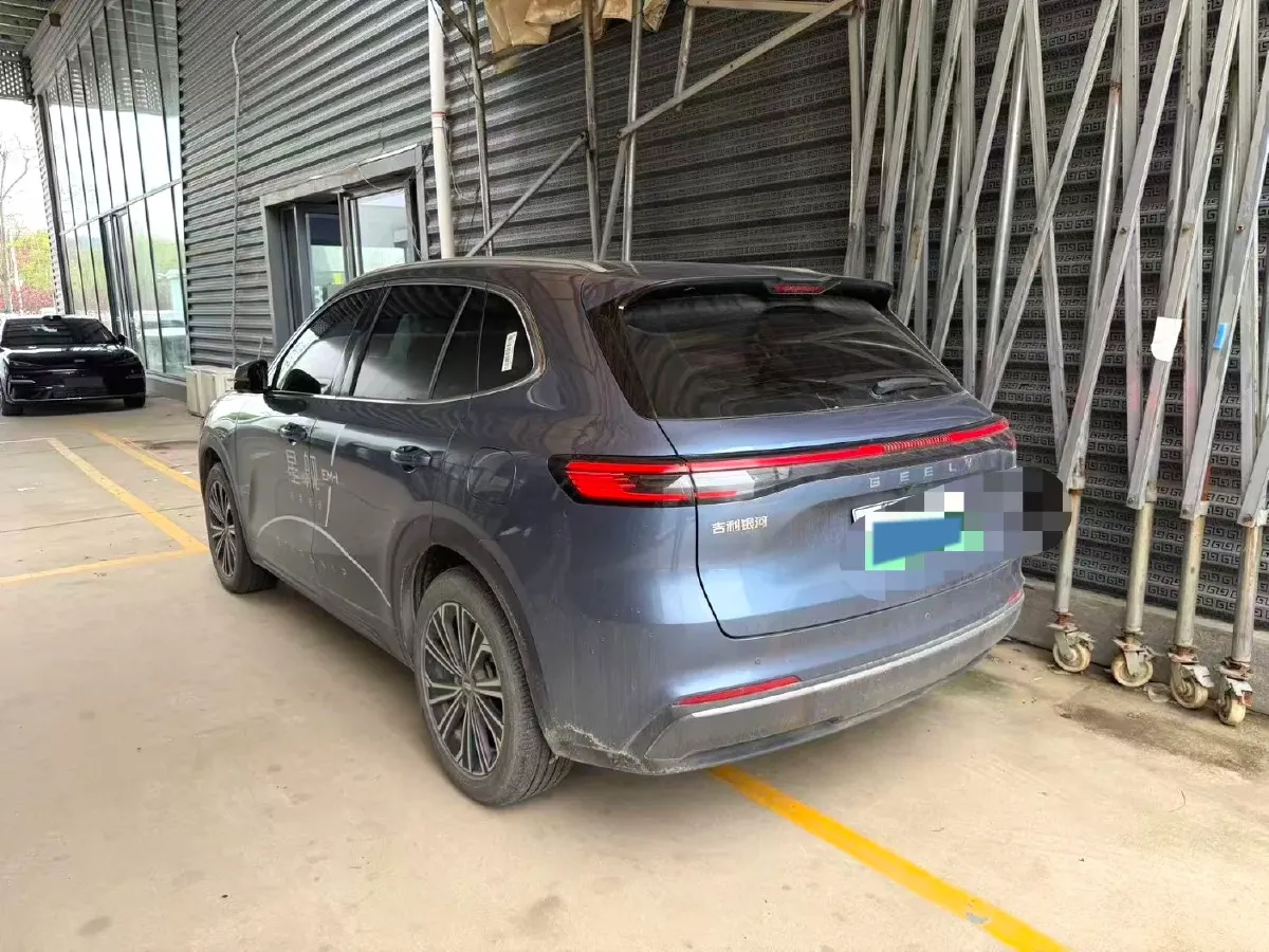 2025 Geely Galaxy L7 1.5L 112HP L4 1DHT PHEV 18.4KWH,autocango,china used car exporter,china ev exporter,chinese used car exporter,chinese used ev exporter