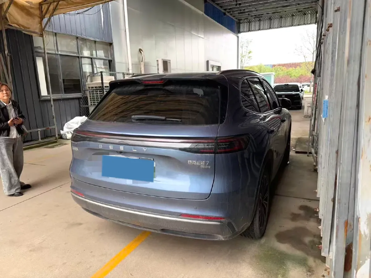 2025 Geely Galaxy L7 1.5L 112HP L4 1DHT PHEV 18.4KWH,autocango,china used car exporter,china ev exporter,chinese used car exporter,chinese used ev exporter