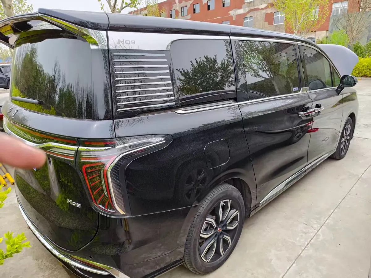 2023 HongQi HQ9 2.0T 252HP L4 8AT,autocango,china used car exporter,china ev exporter,chinese used car exporter,chinese used ev exporter