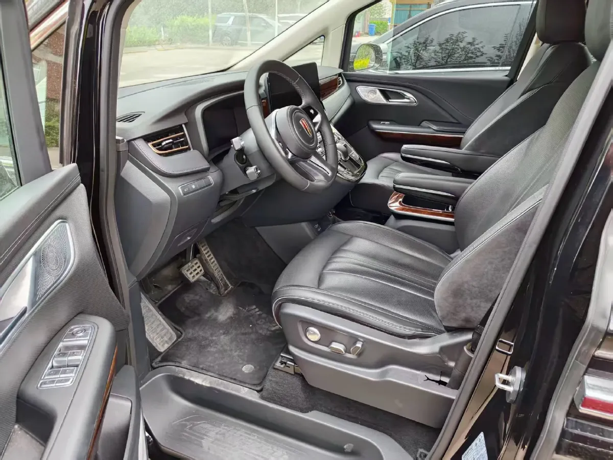 2023 HongQi HQ9 2.0T 252HP L4 8AT,autocango,china used car exporter,china ev exporter,chinese used car exporter,chinese used ev exporter