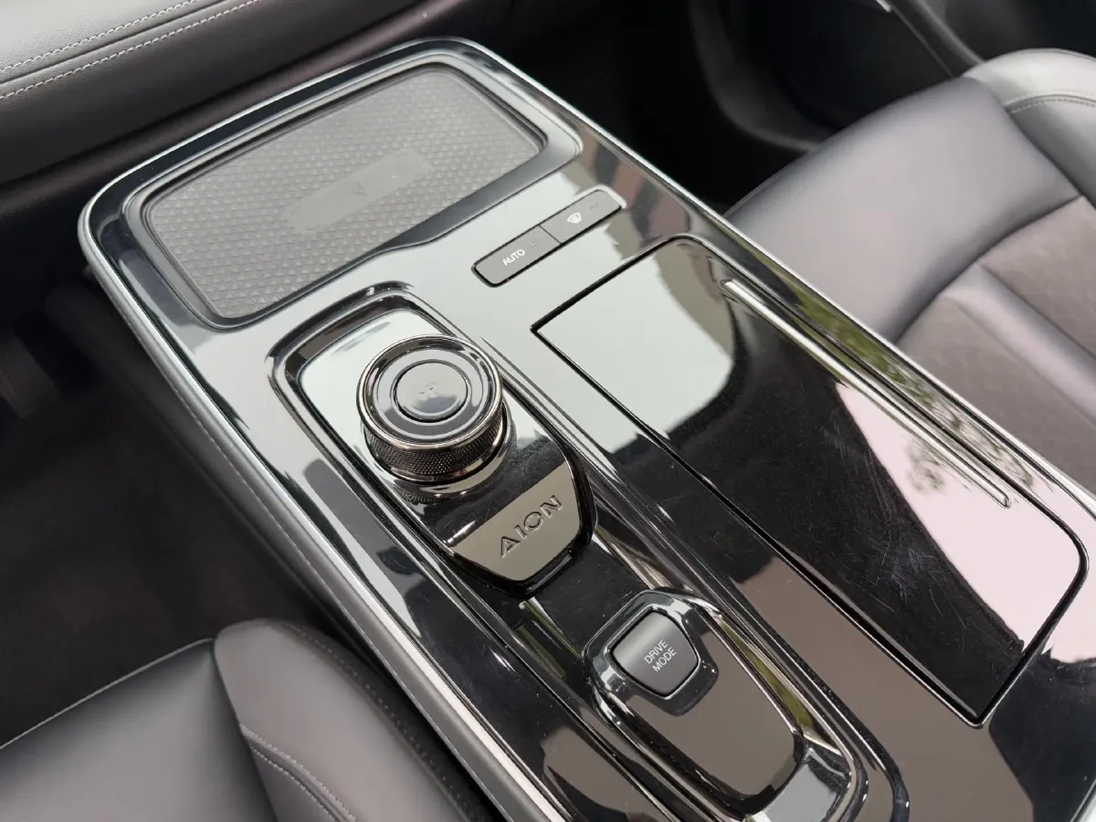 2022 LYNK&CO 02 2.0T 190HP L4 7DCT,autocango,china used car exporter,china ev exporter,chinese used car exporter,chinese used ev exporter