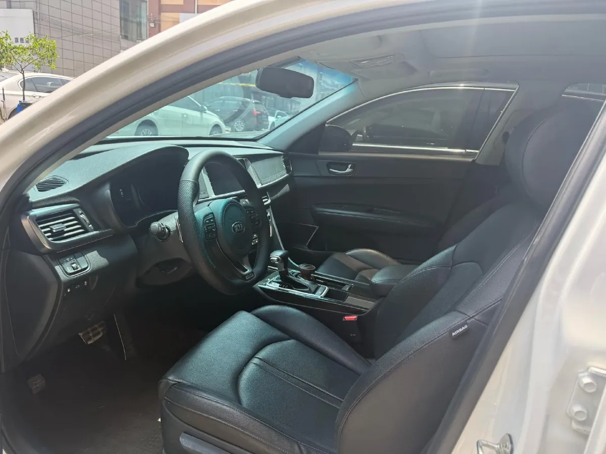 2016 Kia K5 1.6T 180HP L4 7DCT,autocango,china used car exporter,china ev exporter,chinese used car exporter,chinese used ev exporter